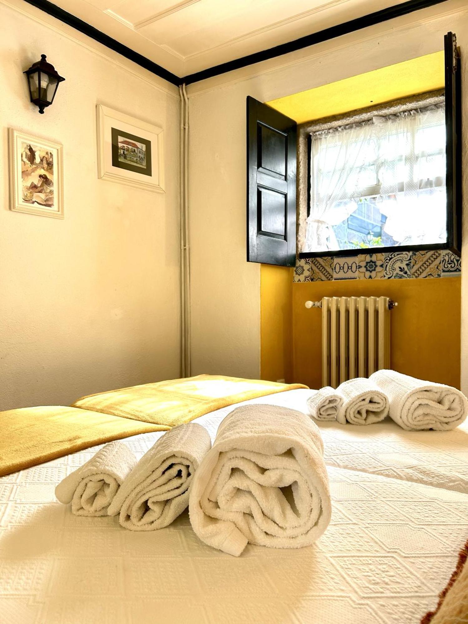 Casa De Abbades Hotel Gandra  ภายนอก รูปภาพ