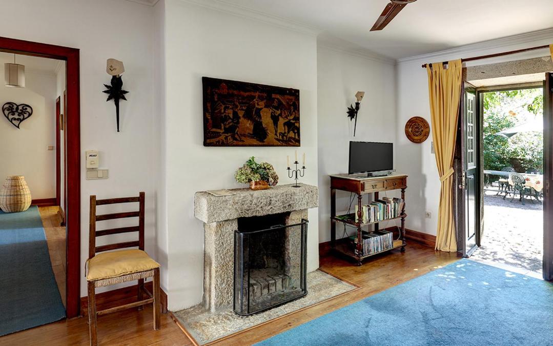 Casa De Abbades Hotel Gandra  ภายนอก รูปภาพ